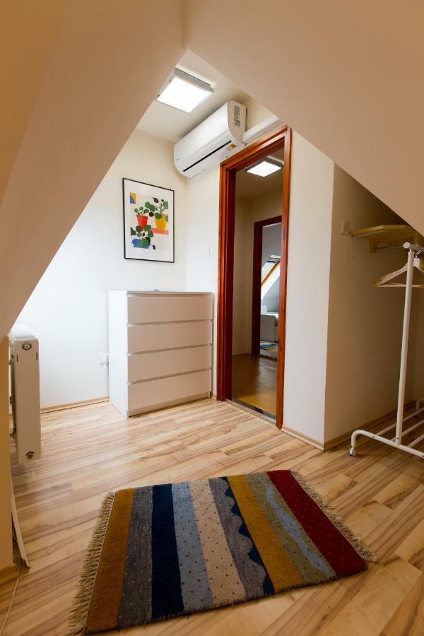 Two Towers Apartman Miskolc Exterior photo